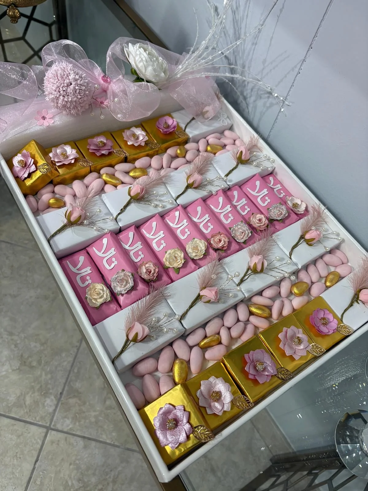 Creama flower cupcakes